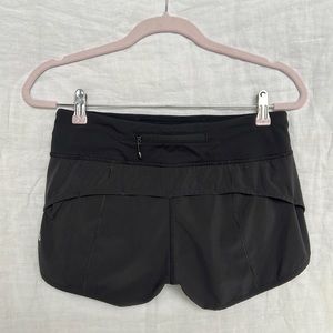 Lululemon Speed Up Shorts 2.5”